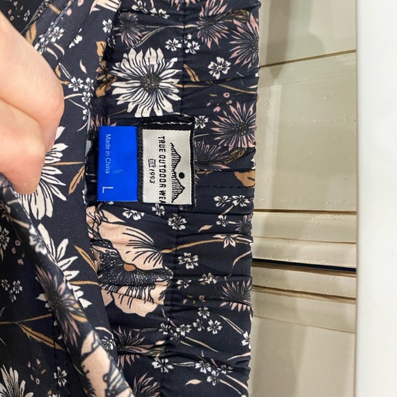 Kavu Floral Print Pants - Picture 8 of 8